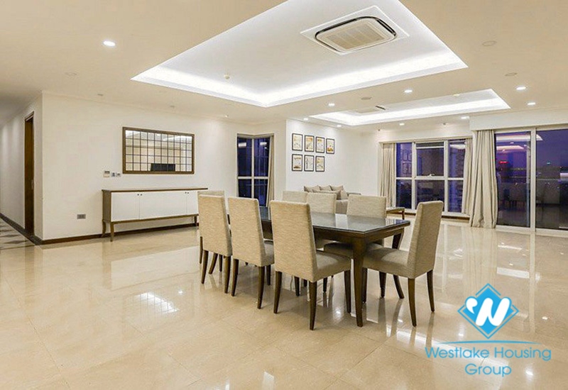 267 sqm 4 bedrooms 3 bathrooms fully furnished apartment for rent in Ciputra Hanoi